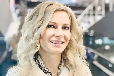 У телевизора с певицей Ириной ВИДОВОЙ