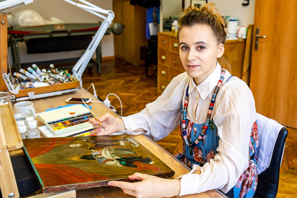 Древность на кончике скальпеля